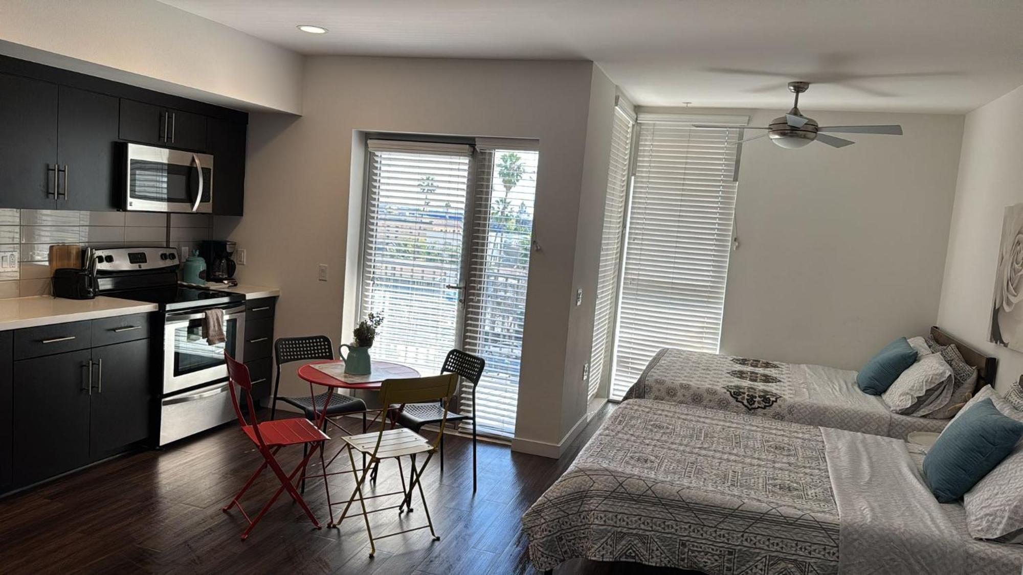 Incredible Hollywood Loft Free Parking Apartment Los Angeles Luaran gambar